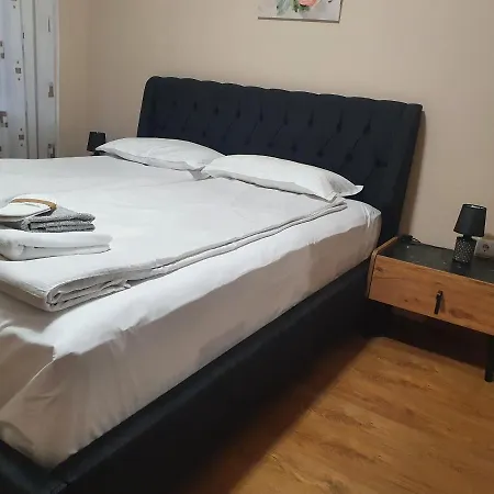 Kamelia Apartament *