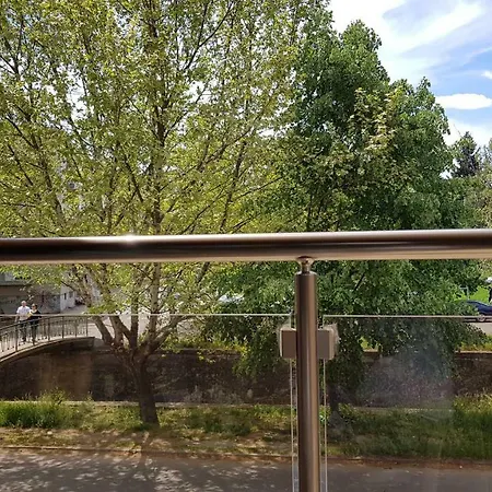 Kamelia Apartament *