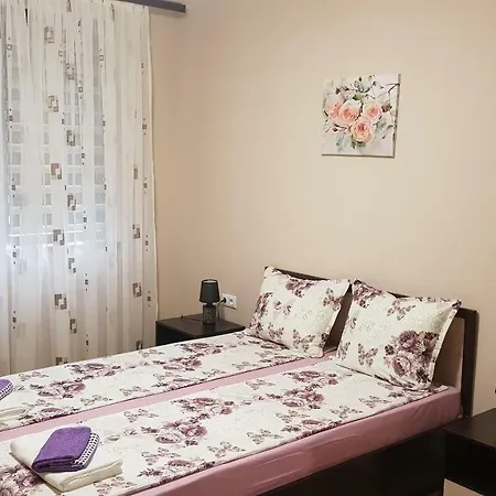 דירה Kamelia קאזאנלק