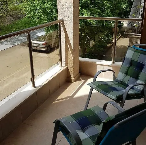 Апартамент Kamelia